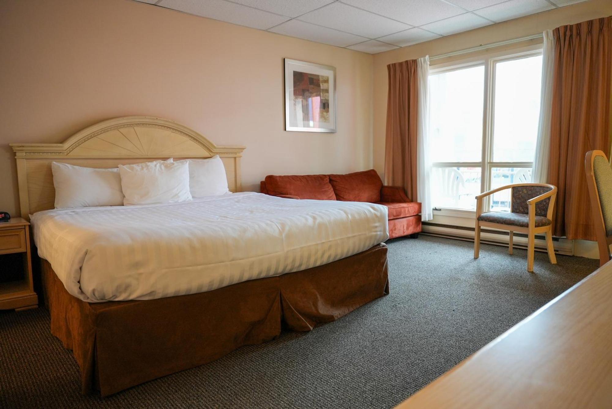 Travelodge By Wyndham Niagara Falls At The Falls Exterior photo